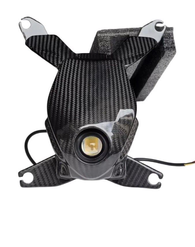 2017+ GSXR 1000 Carbon Fiber Headlight Insert